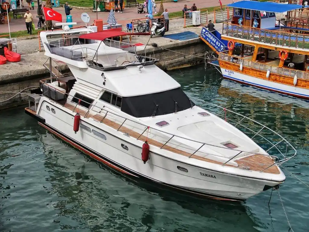 Antalya Yat Kiralama 17m Özel Yapım 56